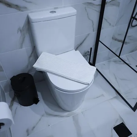 公寓 Chic & Comfort Homes In # 2 *