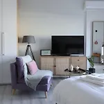 Chic & Comfort Homes In # 2 Volos